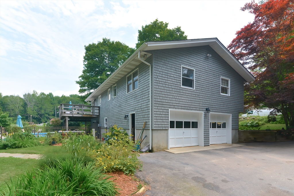 41 West Brookfield Road North Brookfield, MA 01535 - Photo 38 of 41 Gallery Image 38