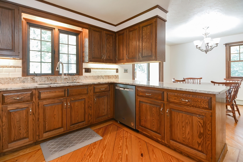 41 West Brookfield Road North Brookfield, MA 01535 - Photo 5 of 41 Gallery Image 5