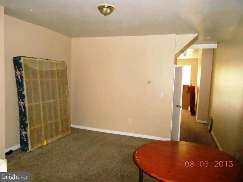 623 Appleton Street Baltimore, MD 21217 - Photo 6 of 7 Dining Room