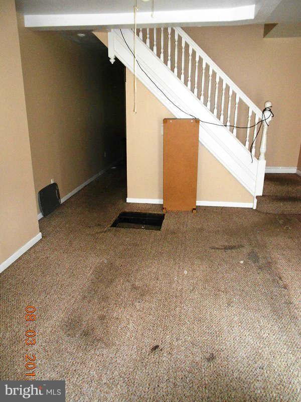 623 Appleton Street Baltimore, MD 21217 - Photo 7 of 7 Living Room