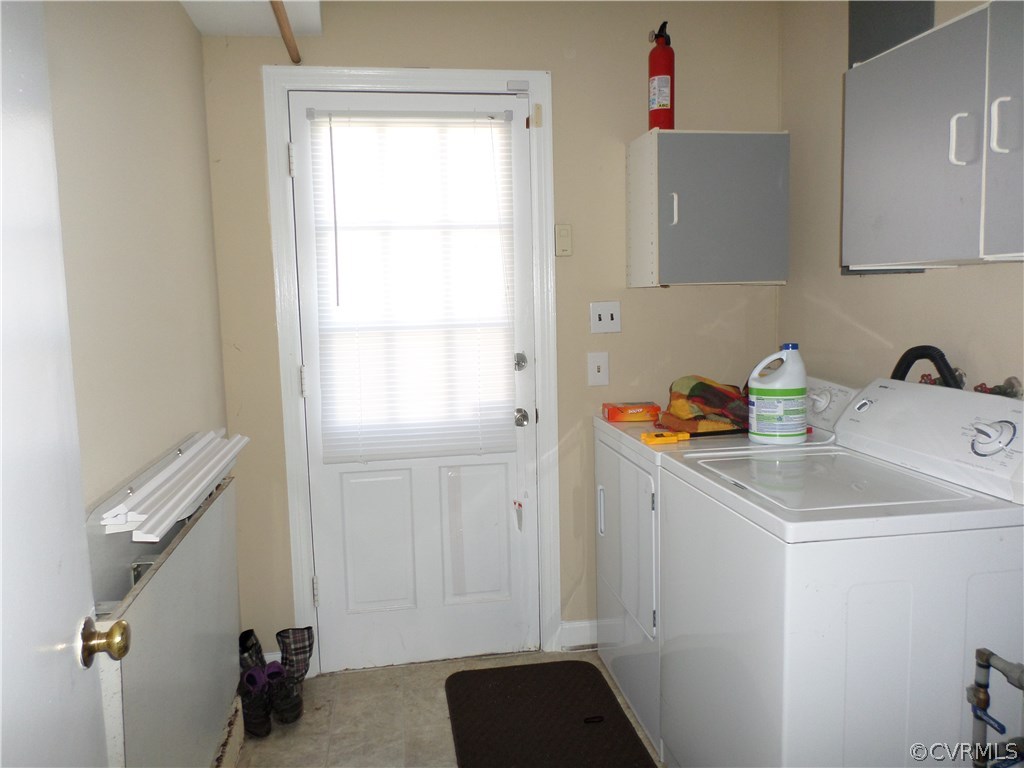 904 Yorkshire Road Colonial Heights, VA 23834 - Photo 10 of 16