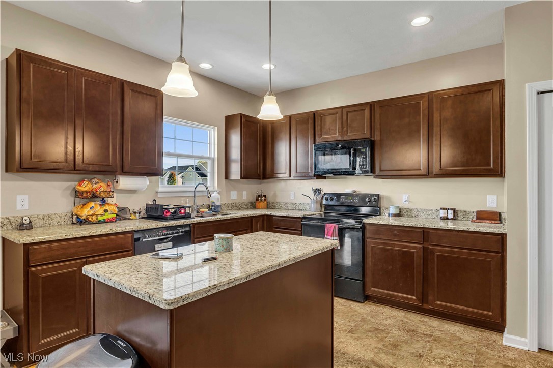 6621 Talon Way North Ridgeville, OH 44039 - Photo 8 of 32
