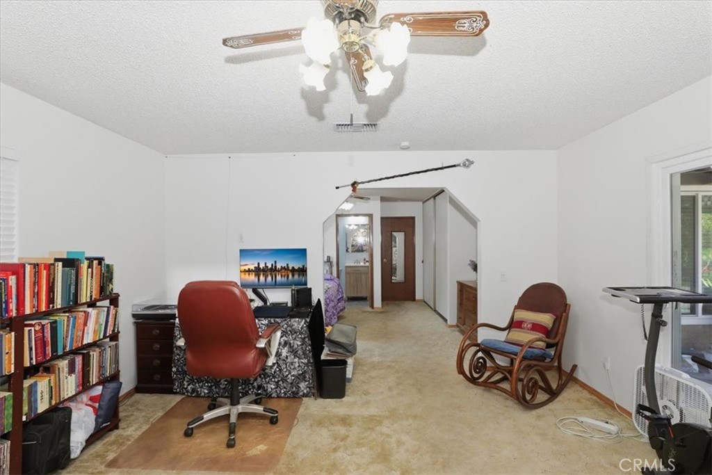 6916 Lincoln Avenue Riverside, CA 92506 - Photo 22 of 35
