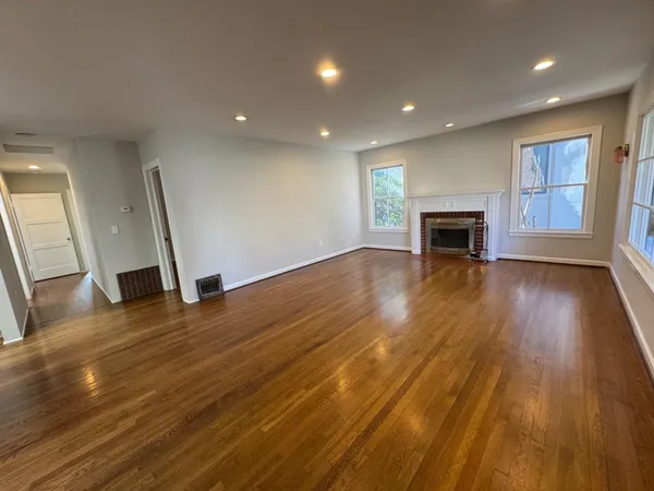 $5,495 | 1128 Clark Way, San Jose, CA 95125