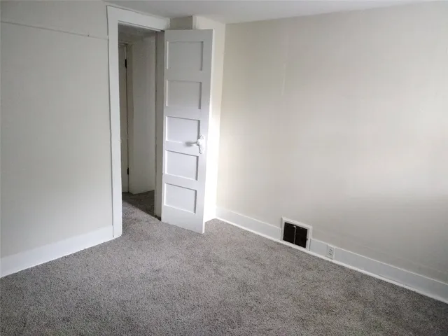 $1,500 | 31 Indiana Street, Binghamton, NY 13903