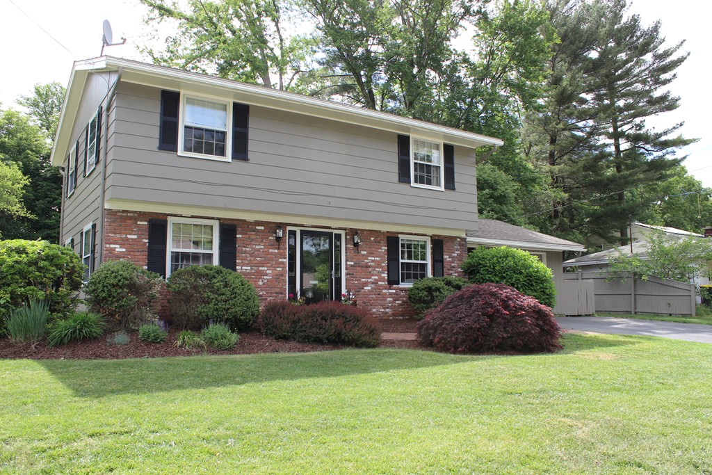 76 Stella Road Bellingham, MA 02019 - Photo 1 of 19 Gallery Image 1