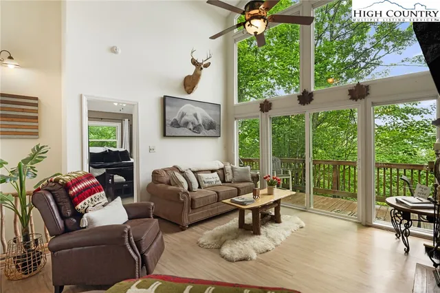 $654,000 | 103 Maple Lane, Beech Mountain, NC 28604