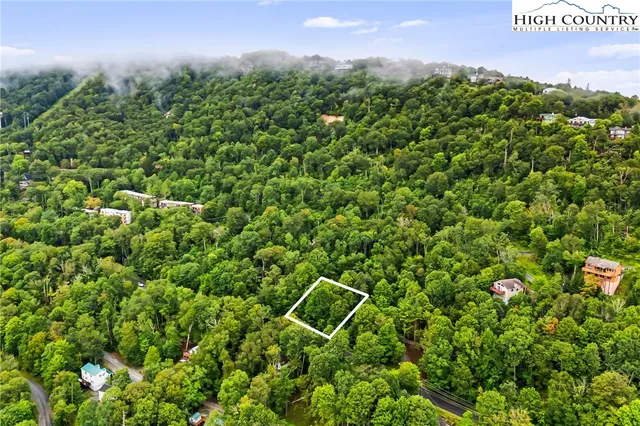 $654,000 | 103 Maple Lane, Beech Mountain, NC 28604