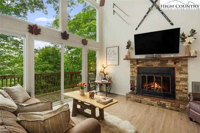 $654,000 | 103 Maple Lane, Beech Mountain, NC 28604