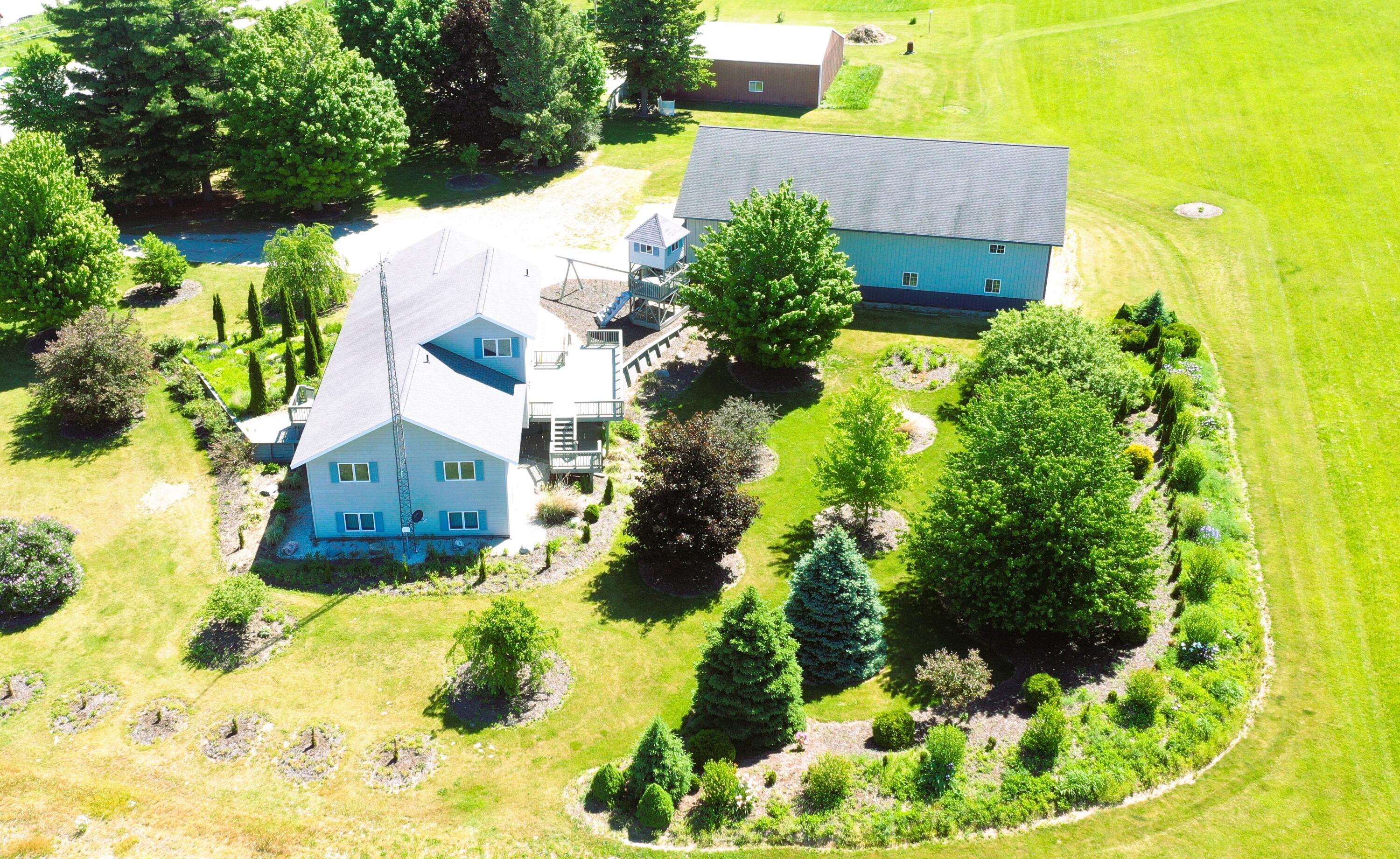 2861 West Polk Road Hart, MI 49420 - Photo 3 of 41 2861 Polk landscape