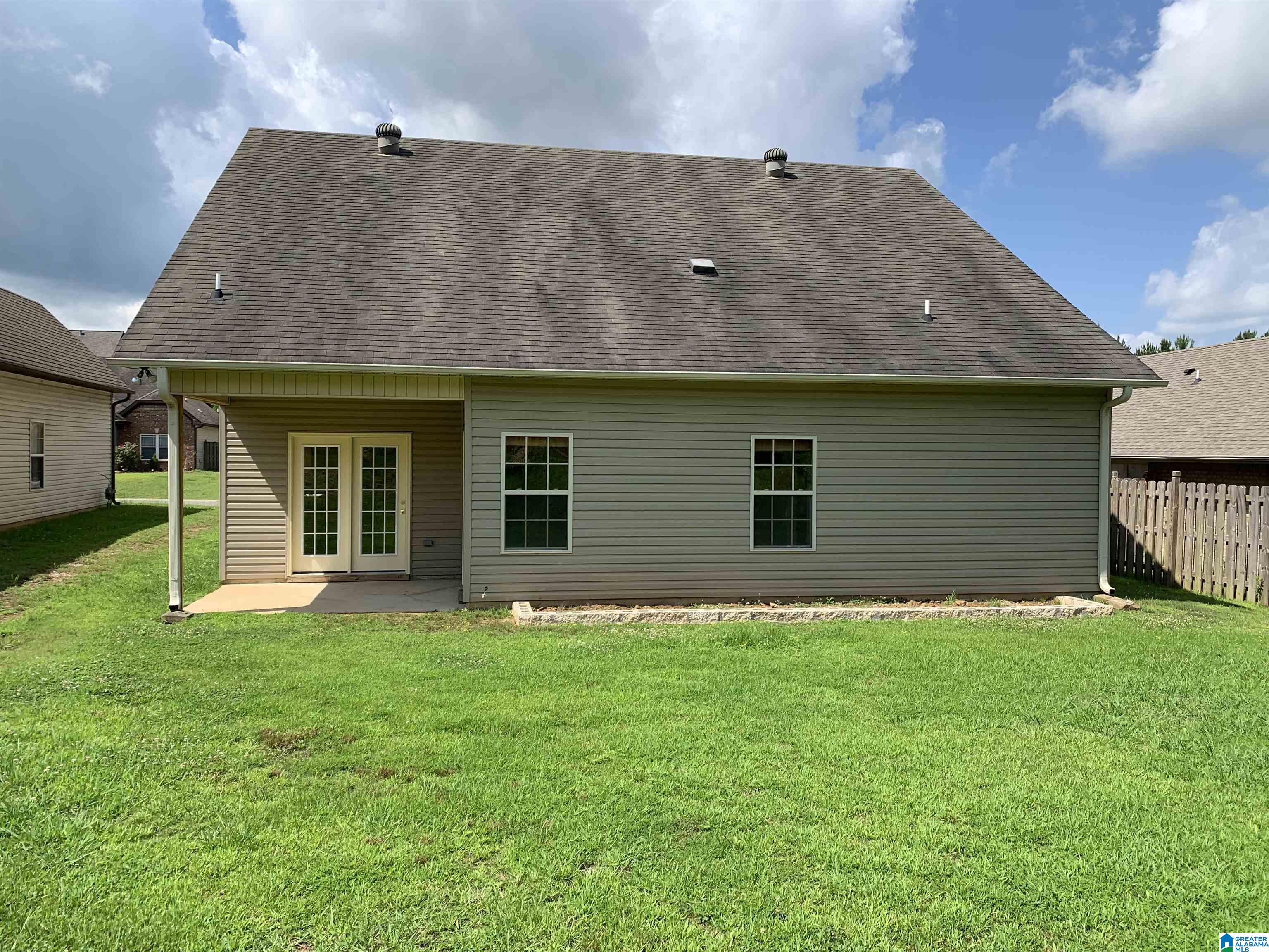 2026 Highview Way Calera, AL 35040 - Photo 2 of 25 Gallery Image 2