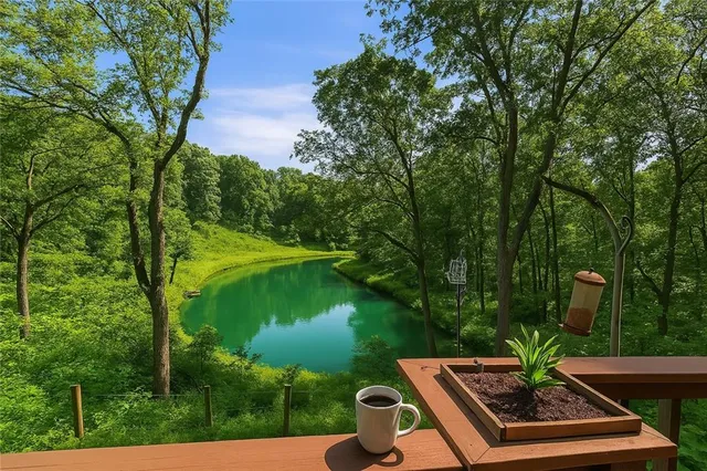 $1,650,000 | 530 Perry Highway, Harmony, PA 16037