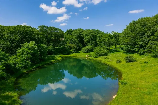 $1,650,000 | 530 Perry Highway, Harmony, PA 16037