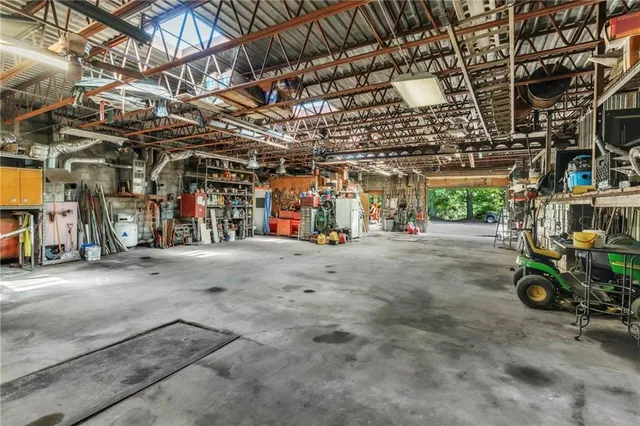 $1,650,000 | 530 Perry Highway, Harmony, PA 16037