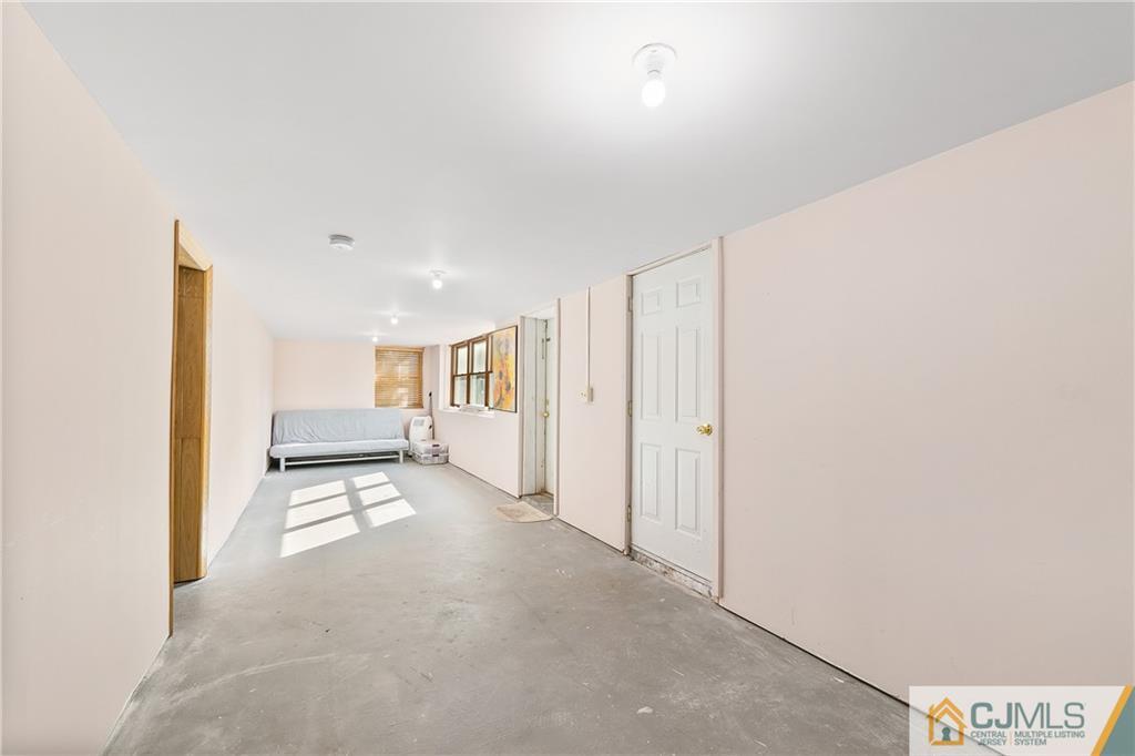 1201 Inman Avenue Edison, NJ 08820 - Photo 26 of 32 Gallery Image 26