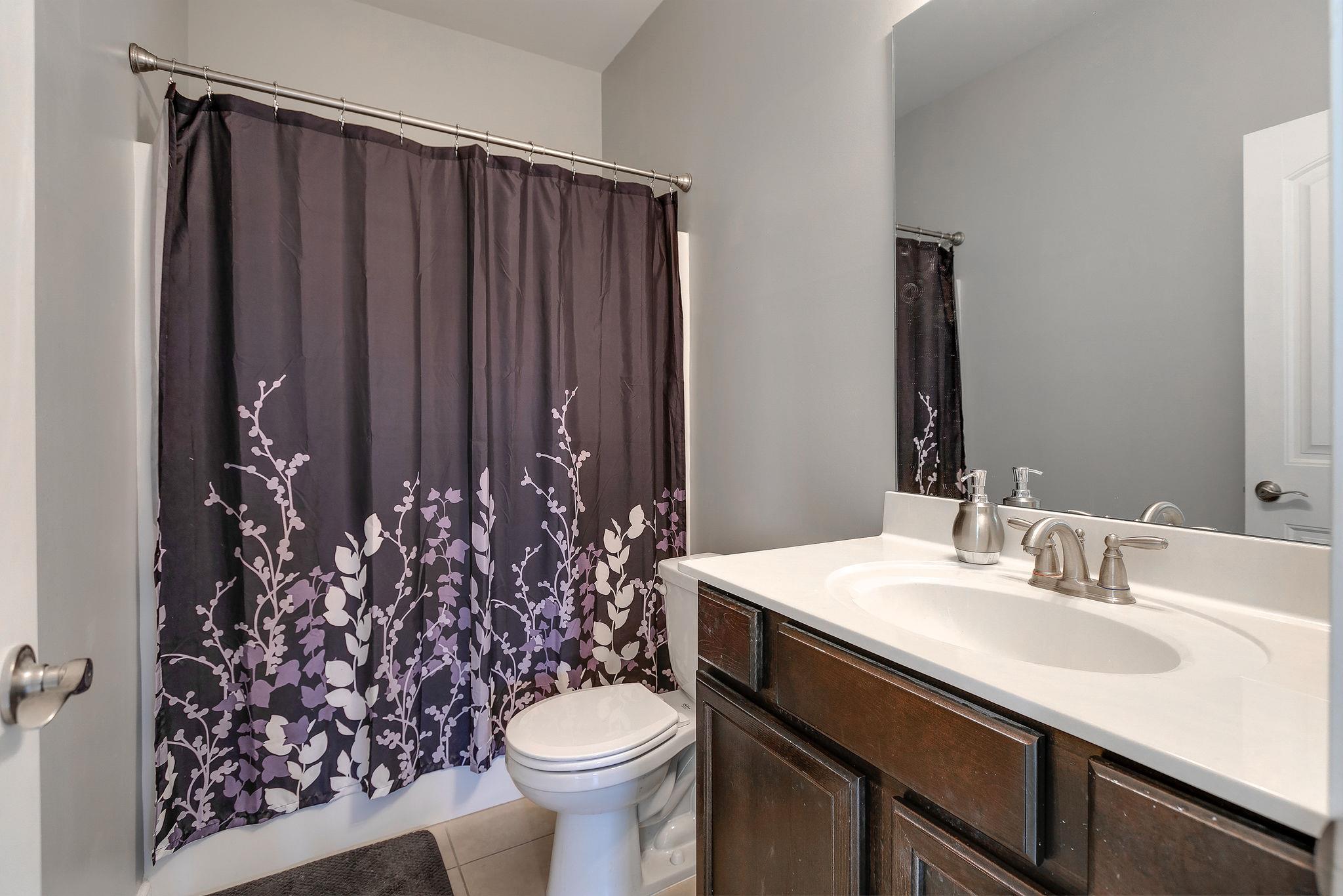 4020 Pendleton Drive Spring Hill, TN 37174 - Photo 21 of 28 2nd Full Bath on the Main Level of this Beautiful, Well-Maintained Home.