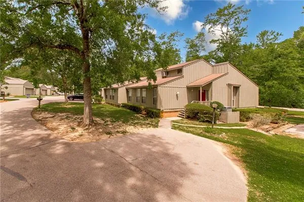 $259,000 | 640 Tete Lours Drive, Unit 7, Mandeville, LA 70471