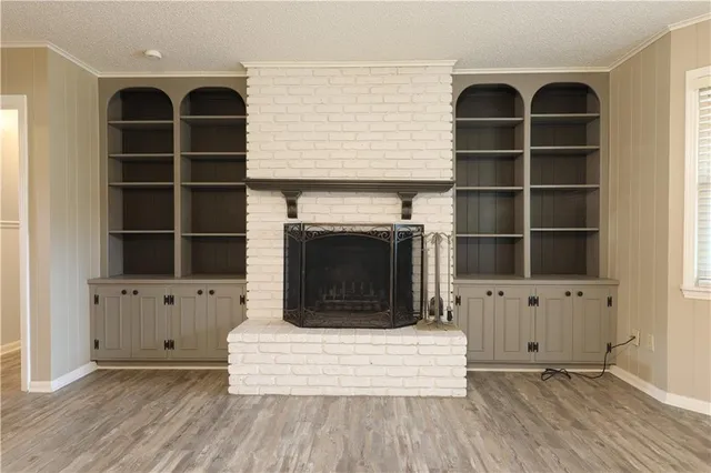 $285,000 | 302 Sweetbriar Drive, Alexandria, LA 71303