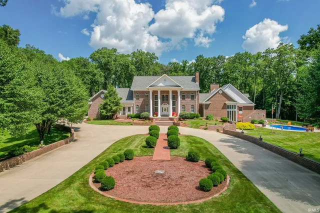 $2,190,000 | 157 The Woods, Bedford, IN 47421