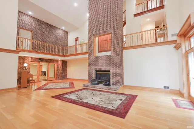 $2,190,000 | 157 The Woods, Bedford, IN 47421