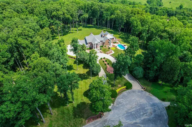$2,190,000 | 157 The Woods, Bedford, IN 47421