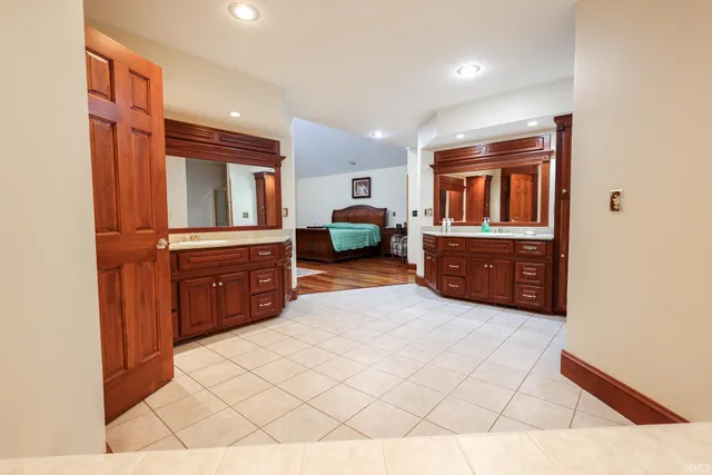 $2,190,000 | 157 The Woods, Bedford, IN 47421