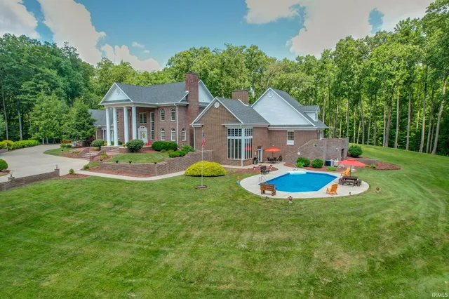 $2,190,000 | 157 The Woods, Bedford, IN 47421