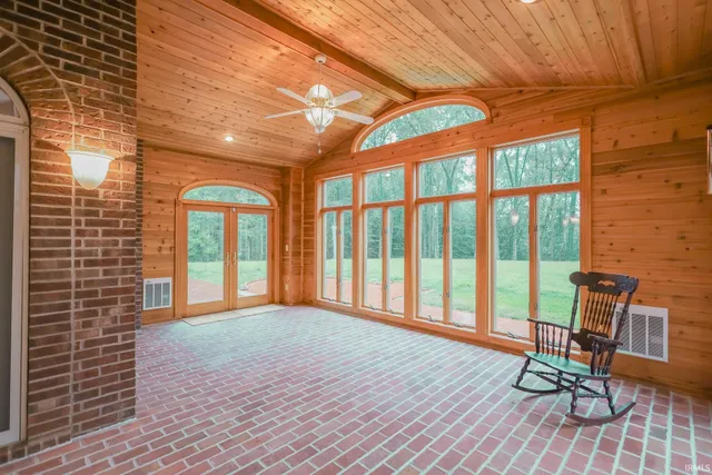 $2,190,000 | 157 The Woods, Bedford, IN 47421