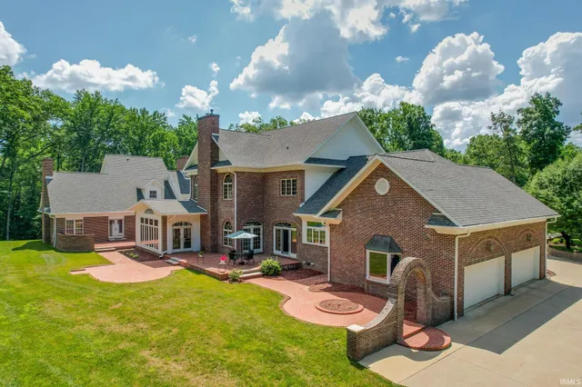 $2,190,000 | 157 The Woods, Bedford, IN 47421