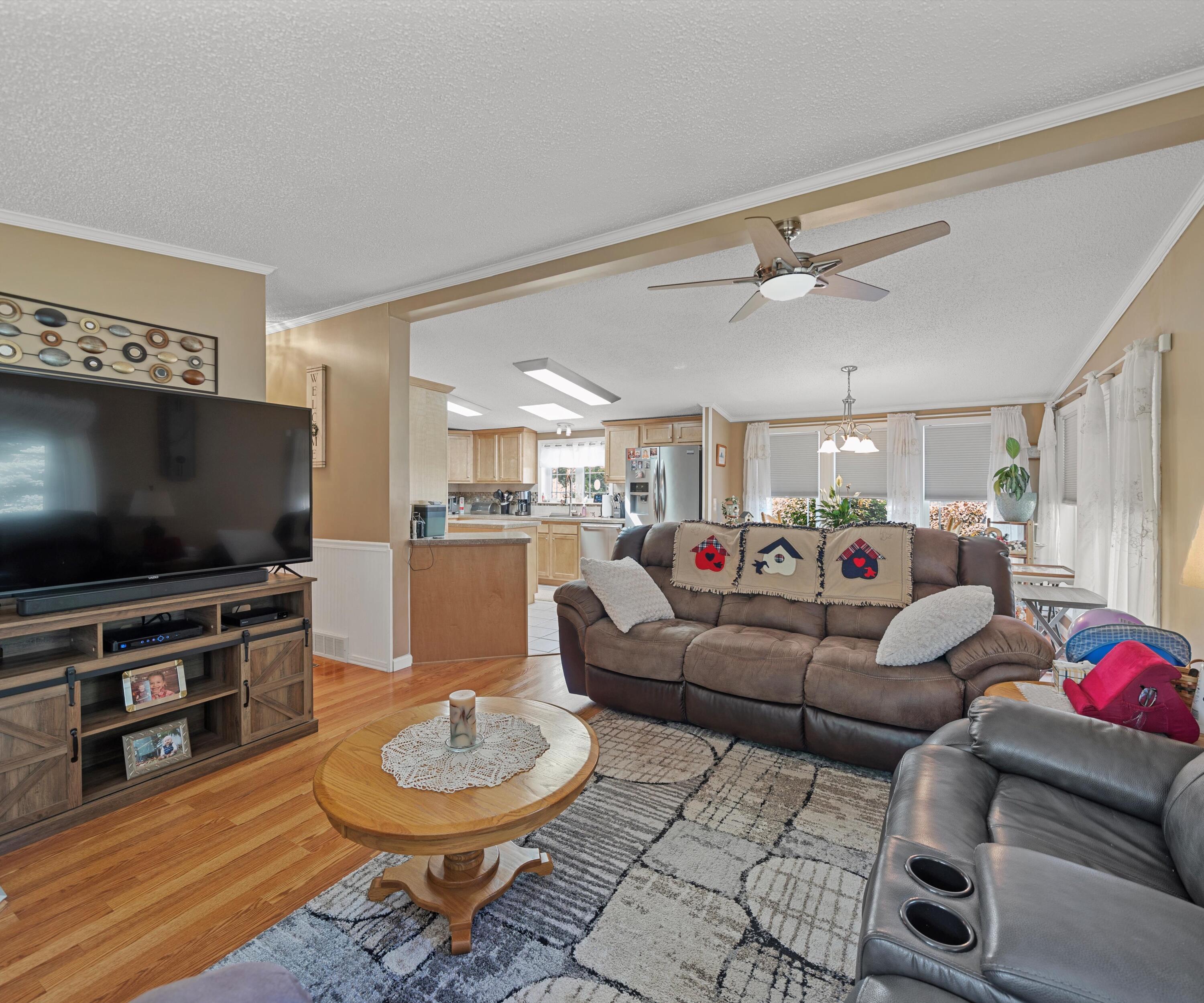 45043 Van Born Road Belleville, MI 48111 - Photo 23 of 83 42-DSC08331