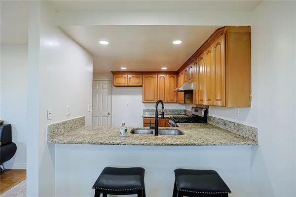 $729,000 | 4828 West 5th Street, Unit E, Santa Ana, CA 92703