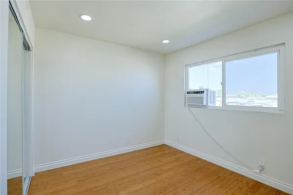 $729,000 | 4828 West 5th Street, Unit E, Santa Ana, CA 92703