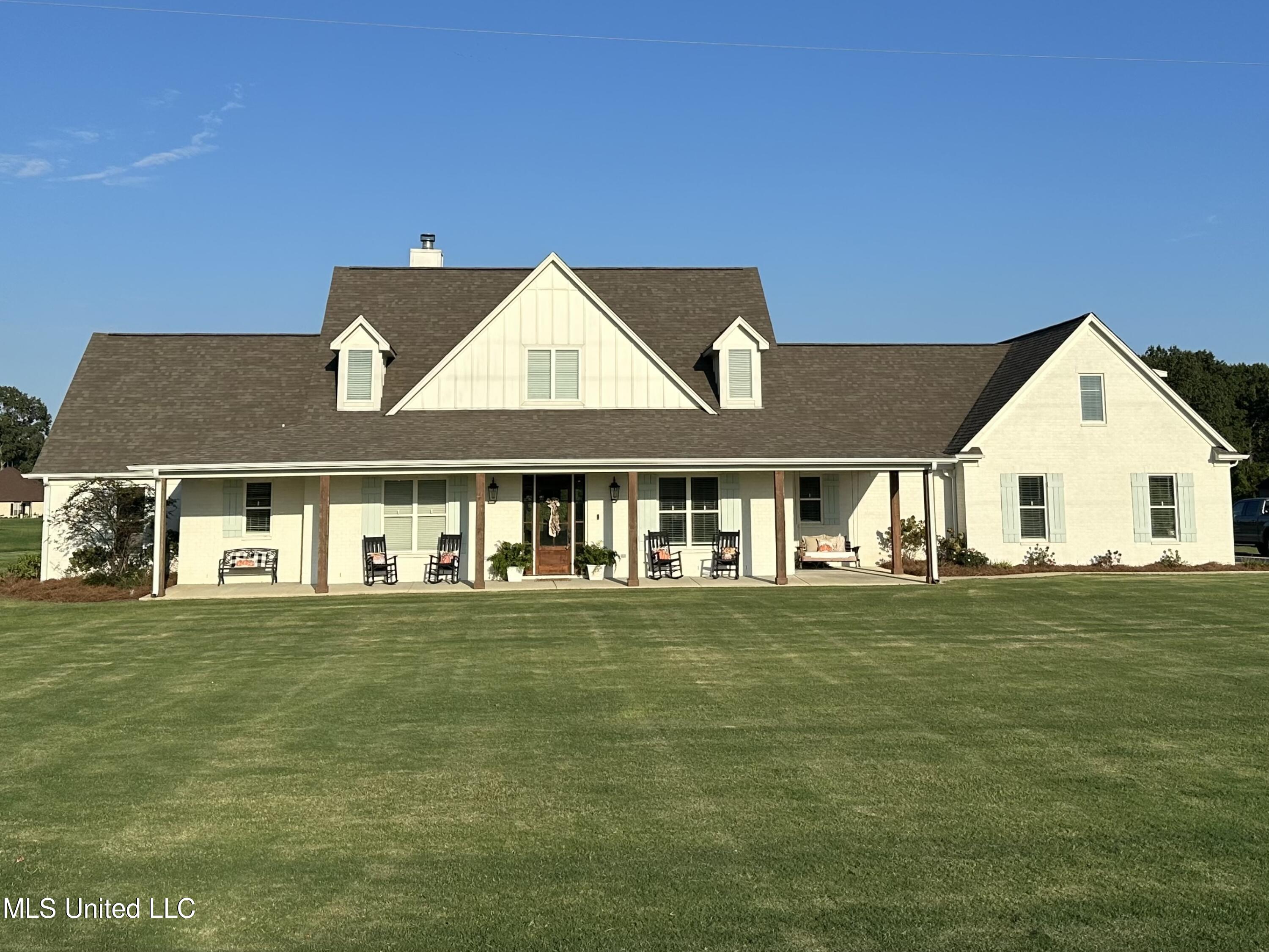3088 Fogg Road South Hernando, MS 38632 - Photo 1 of 109 IMG_2669