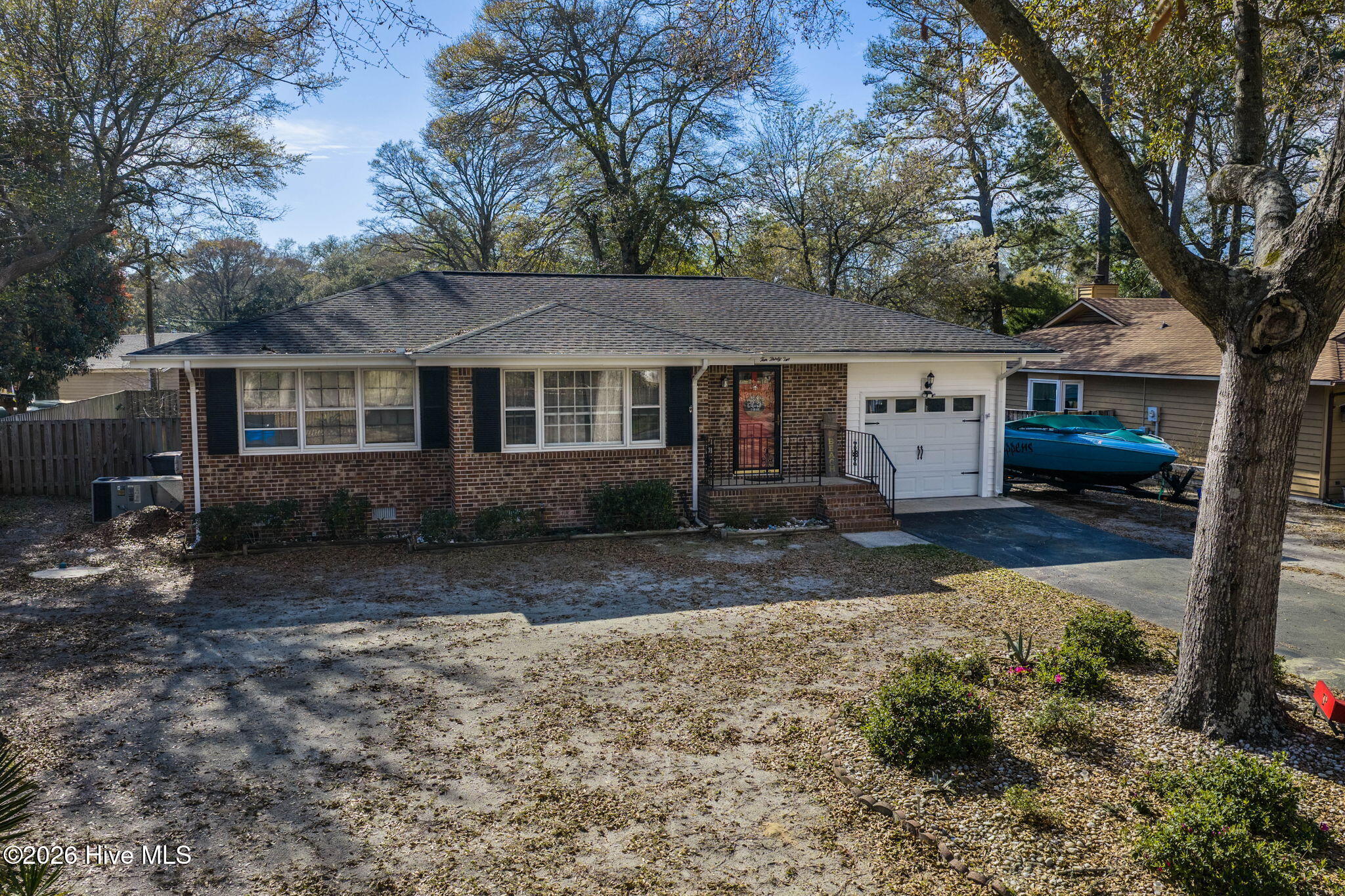 1032 High Point Avenue Southwest Calabash, NC 28467 - Photo 5 of 38 6-web-or-mls-6 front
