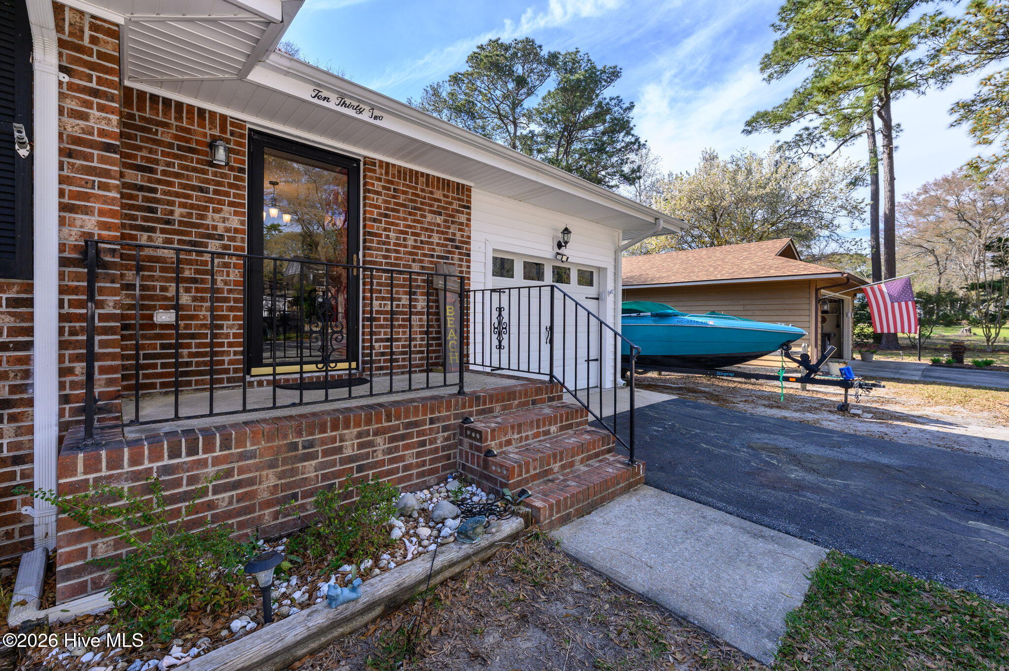1032 High Point Avenue Southwest Calabash, NC 28467 - Photo 6 of 38 7-web-or-mls-7 front porch