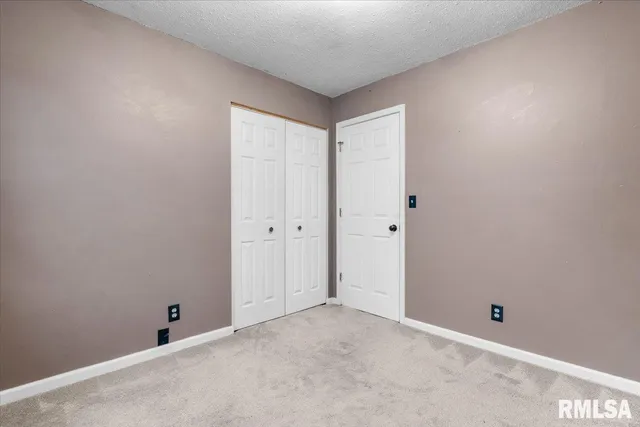 $194,900 | 259 North Columbia Avenue, Springfield, IL 62702