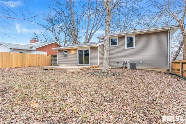 $194,900 | 259 North Columbia Avenue, Springfield, IL 62702