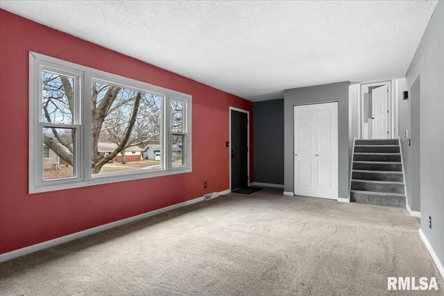 $194,900 | 259 North Columbia Avenue, Springfield, IL 62702