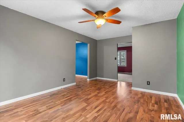 $194,900 | 259 North Columbia Avenue, Springfield, IL 62702