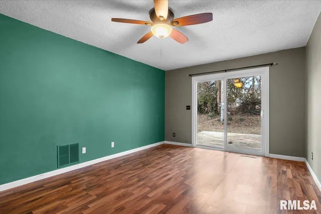 $194,900 | 259 North Columbia Avenue, Springfield, IL 62702