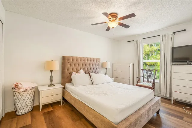 $369,900 | 2523 12th Square Southwest, Vero Beach, FL 32968