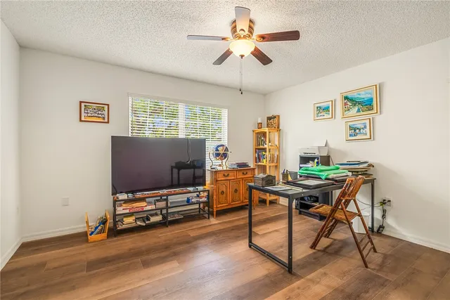 $369,900 | 2523 12th Square Southwest, Vero Beach, FL 32968