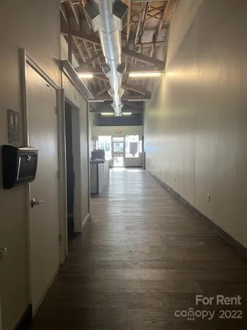 $1,900 | 182 West Main Avenue, Gastonia, NC 28052