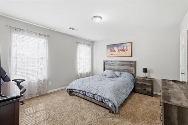 $559,900 | 851 Branch Crossing, Lantana, TX 76226