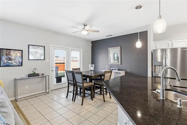 $559,900 | 851 Branch Crossing, Lantana, TX 76226