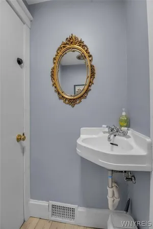 $399,000 | 189 Niagara Falls Boulevard, Amherst, NY 14226