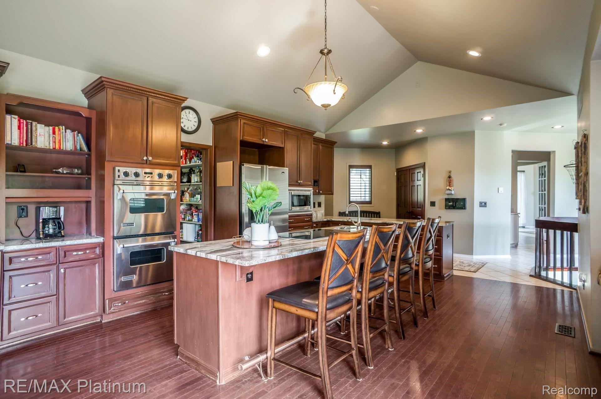 4040 Cullen Road Fenton, MI 48430 - Photo 15 of 36 11.jpg