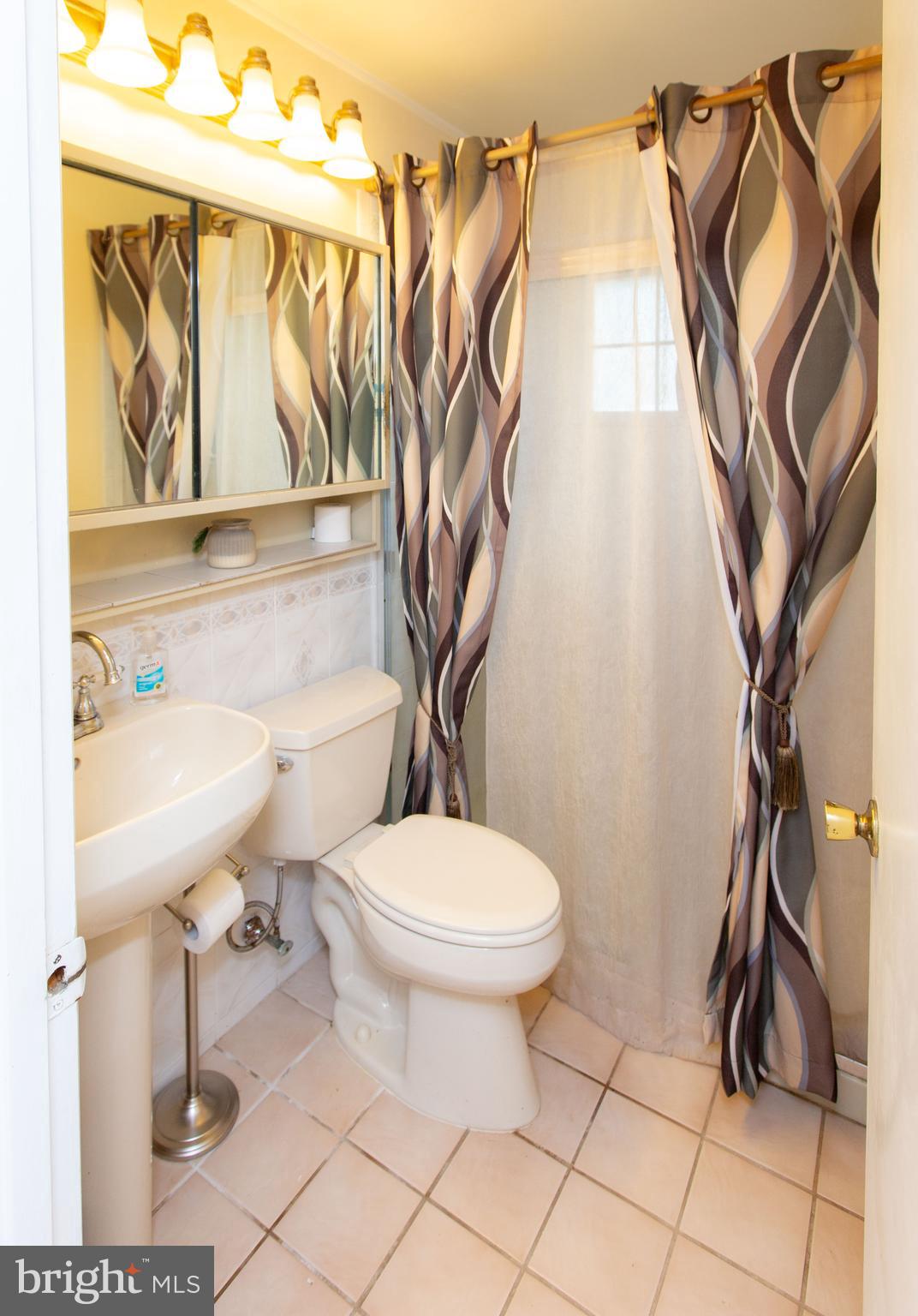 24 MacIntosh Road Levittown, PA 19056 - Photo 18 of 46 Gallery Image 18