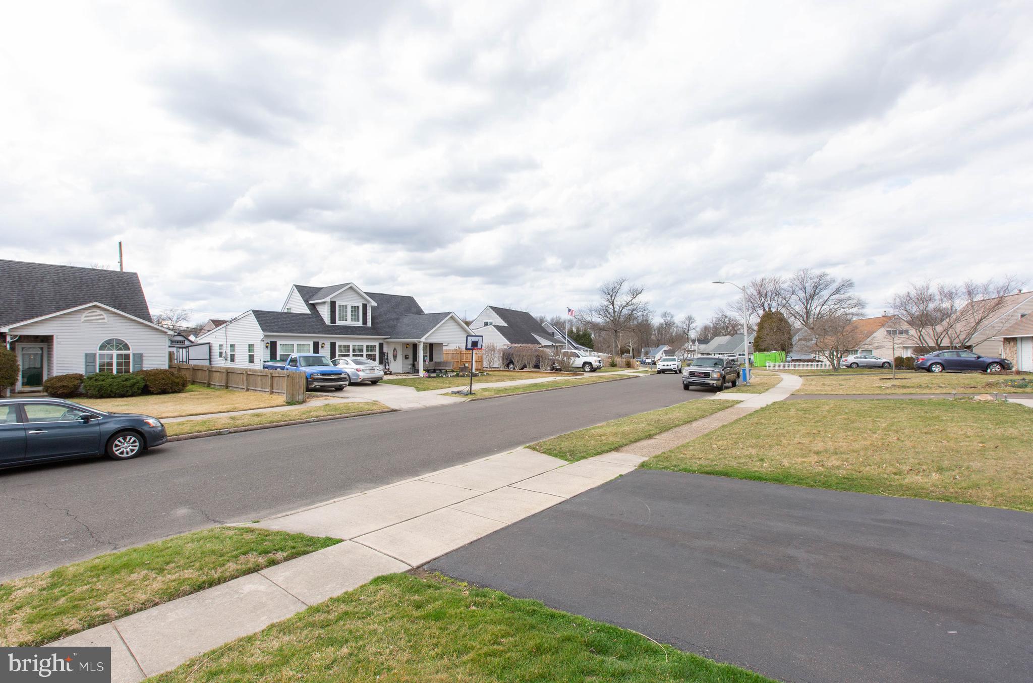 24 MacIntosh Road Levittown, PA 19056 - Photo 3 of 46 Gallery Image 3