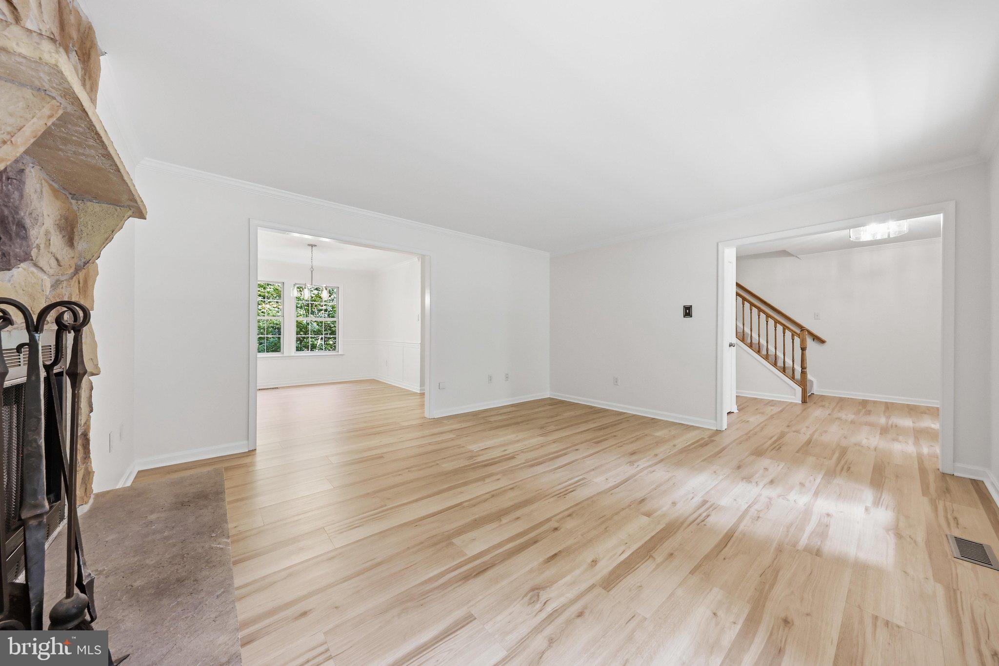 6728 Oakridge Road New Market, MD 21774 - Photo 7 of 75 Living Room